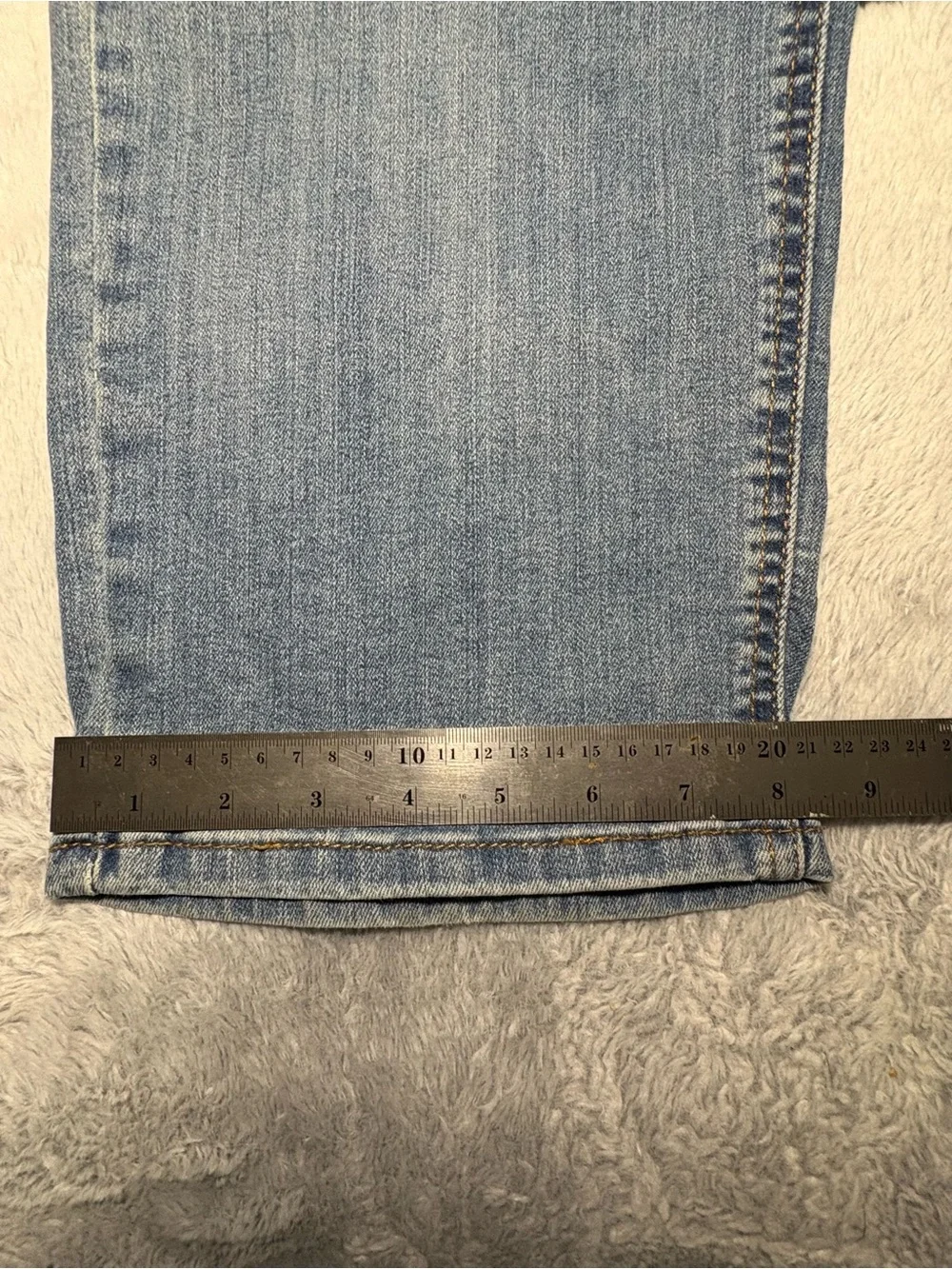 Levi's 541 Men's Light Blue Relaxed Straight Jeans